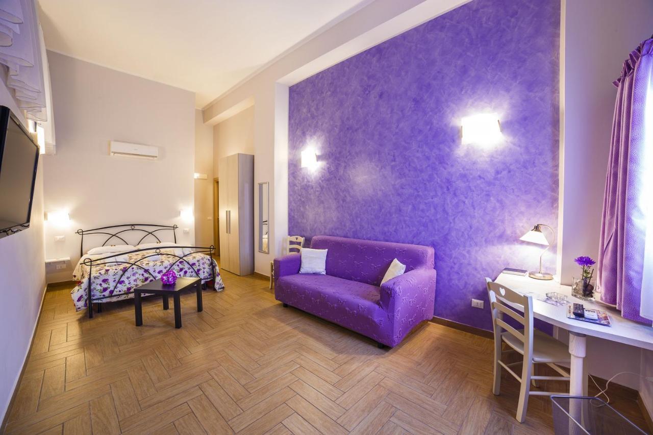 تاورمينا Sicily In Love 2 - Rooms & Breakfast المظهر الخارجي الصورة