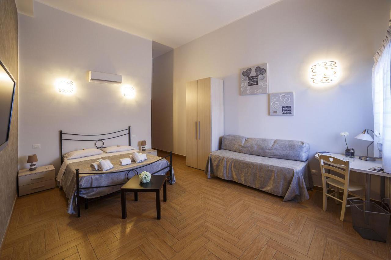 تاورمينا Sicily In Love 2 - Rooms & Breakfast المظهر الخارجي الصورة