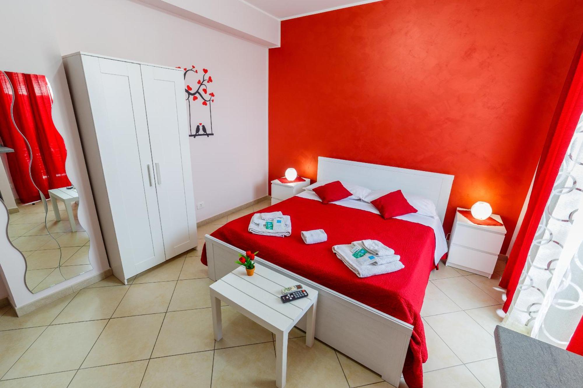 تاورمينا Sicily In Love 2 - Rooms & Breakfast المظهر الخارجي الصورة