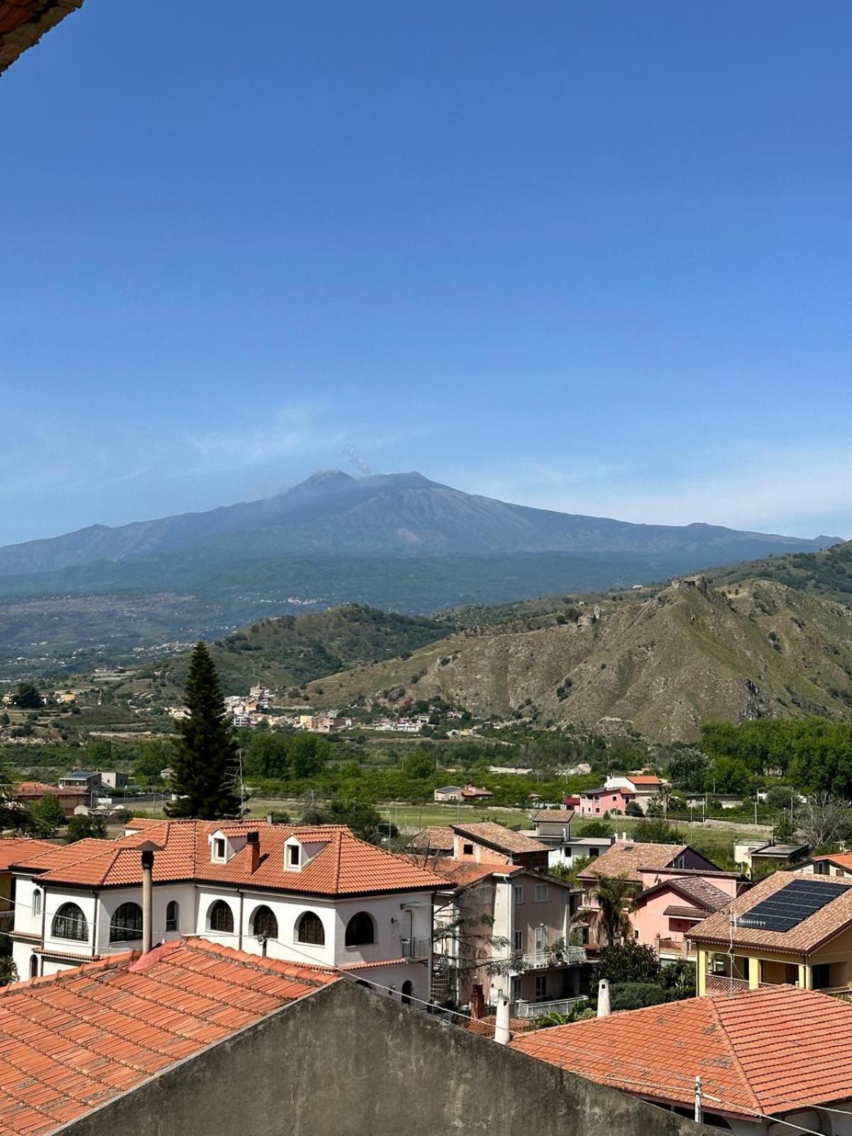 تاورمينا Sicily In Love 2 - Rooms & Breakfast المظهر الخارجي الصورة